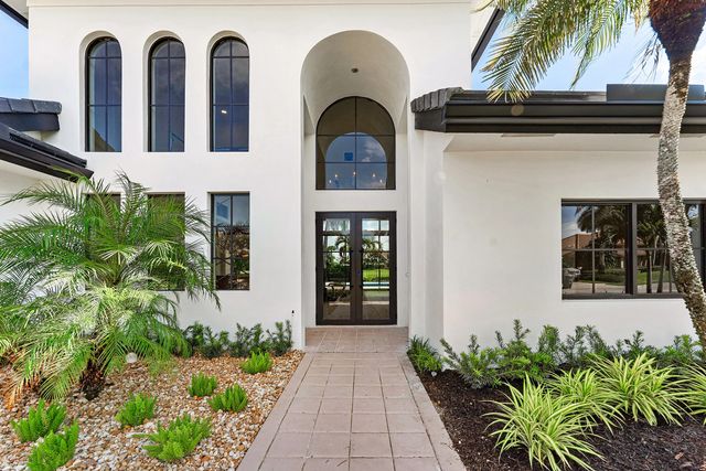 2 of 13 - 10386 Stonebridge Boulevard, Boca Raton, FL