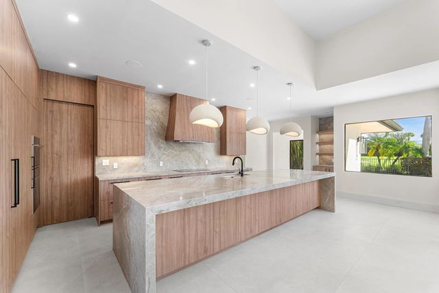 5 of 13 - 10386 Stonebridge Boulevard, Boca Raton, FL