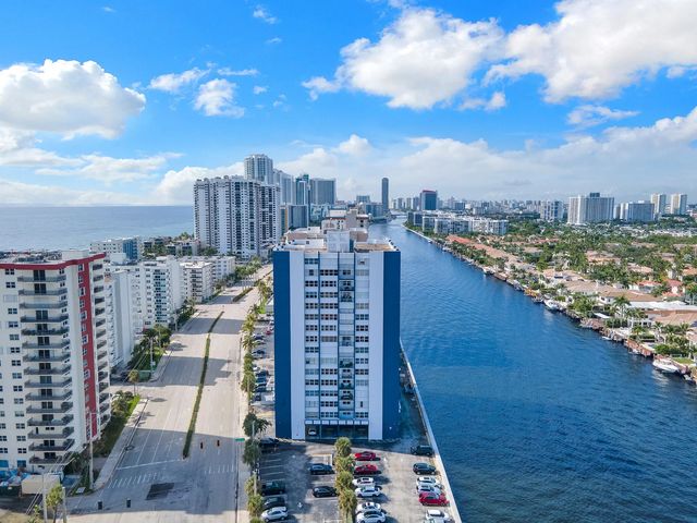 2 of 25 - 1400 S Ocean Drive #602, Hollywood, FL
