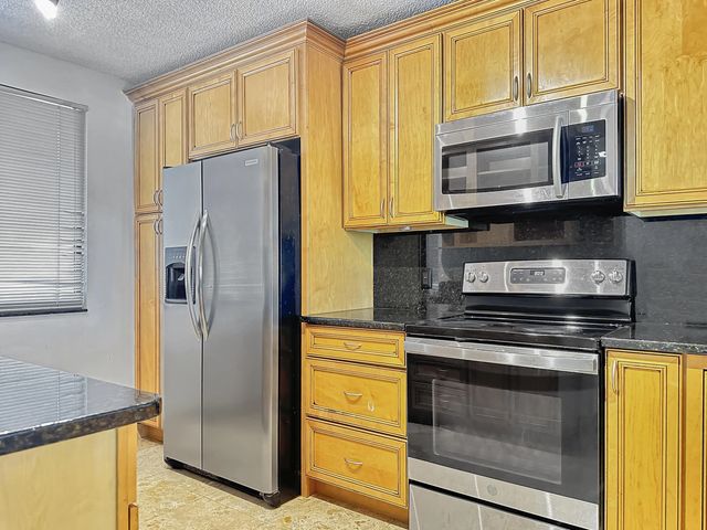 4 of 15 - 2761 Village Boulevard #306, West Palm Beach, FL