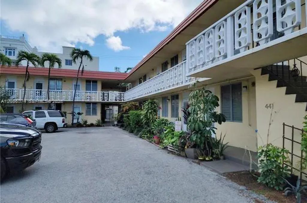 441 Collins Avenue #2, Miami Beach