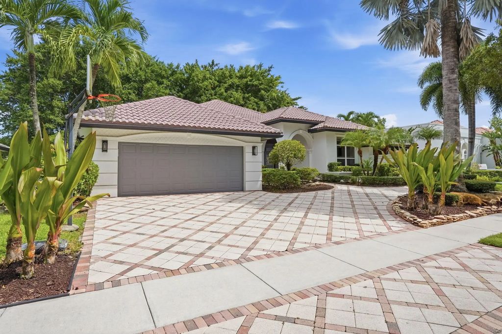 5742 Saint Annes Way, Boca Raton