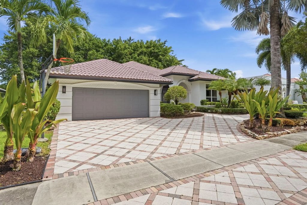 5742 Saint Annes Way, Boca Raton