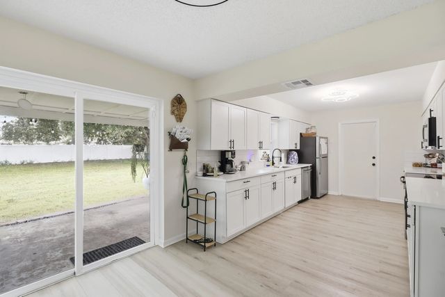 4 of 27 - 2657 Seneca Avenue, Fort Pierce, FL