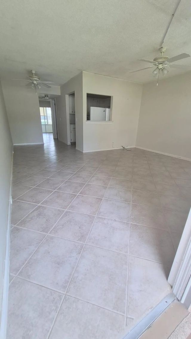 5 of 7 - 79 Canterbury D, West Palm Beach, FL
