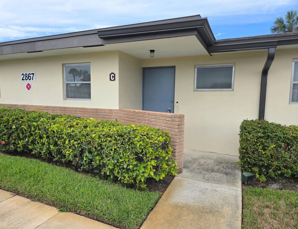 2867 Ashley Drive W #c, West Palm Beach