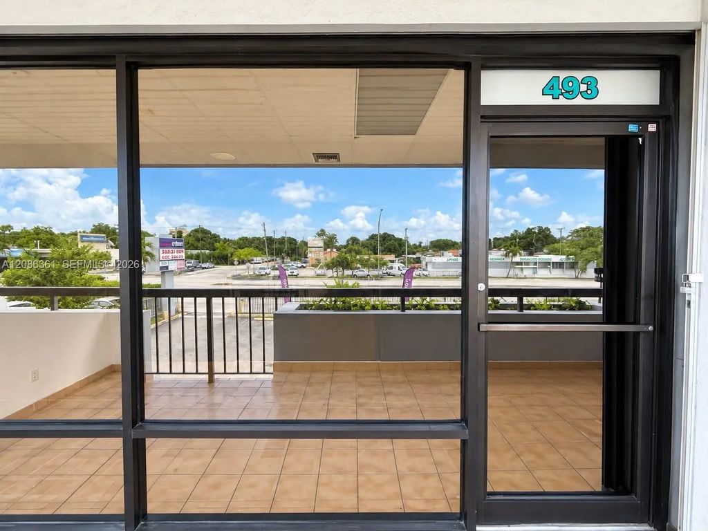 493 Nw 27th Avenue, Miami