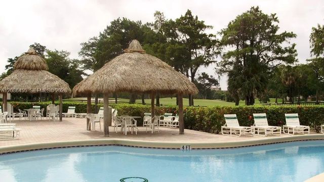 5 of 34 - 6100 Nw 44th Street #405, Lauderhill, FL