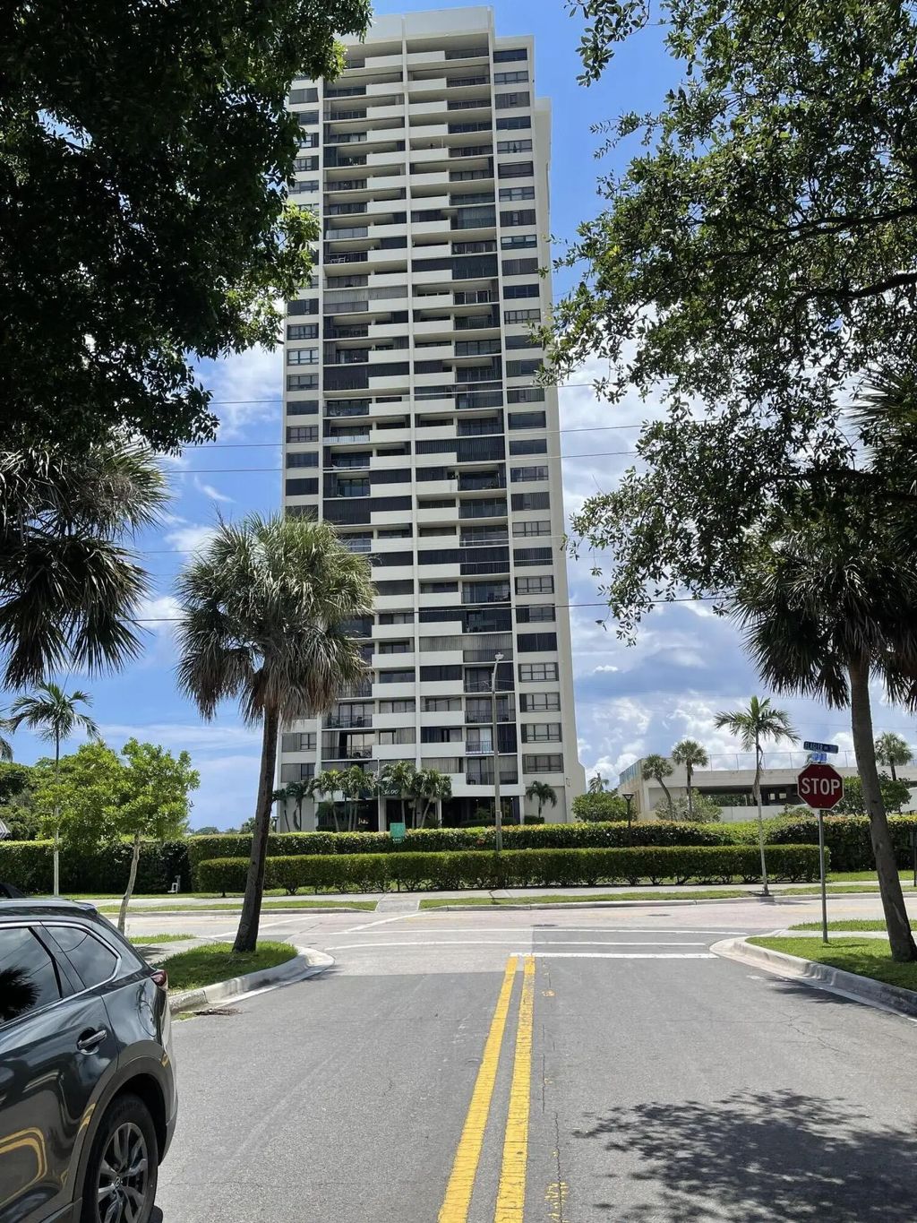 5600 N Flagler Drive #2803, West Palm Beach