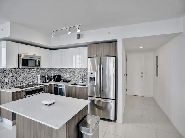2 of 53 - 5252 Nw 85th Avenue #401, Doral, FL