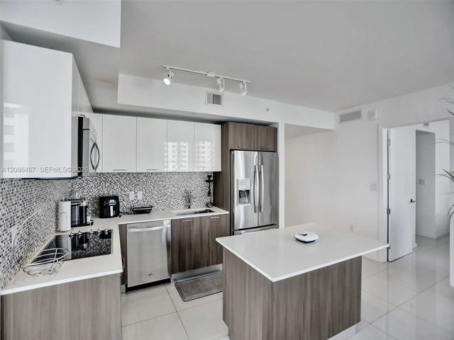 5 of 53 - 5252 Nw 85th Avenue #401, Doral, FL