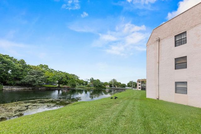 2 of 19 - 10442 Sunrise Lakes Boulevard #212, Sunrise, FL