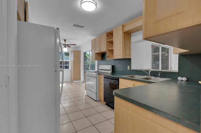 4 of 26 - 10780 Nw 29th Court, Sunrise, FL