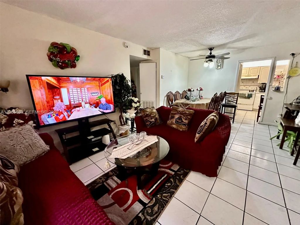 11168 Royal Palm Boulevard #4-13, Coral Springs