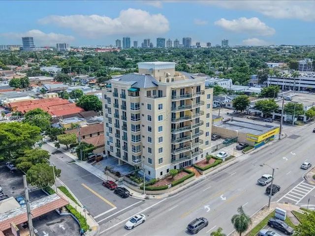 4 of 32 - 2501 Sw Douglas Road #202, Miami, FL