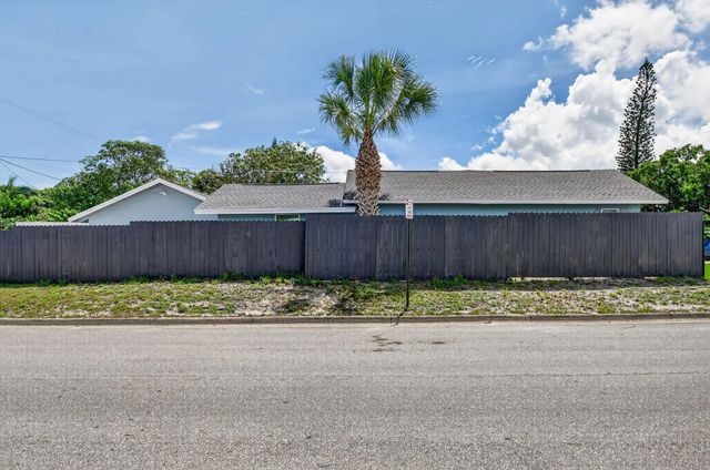 3 of 94 - 1002 S B Street, Lake Worth Beach, FL