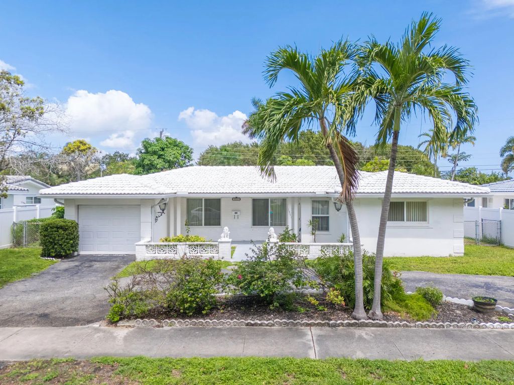 1951 Ne 59th Place, Fort Lauderdale