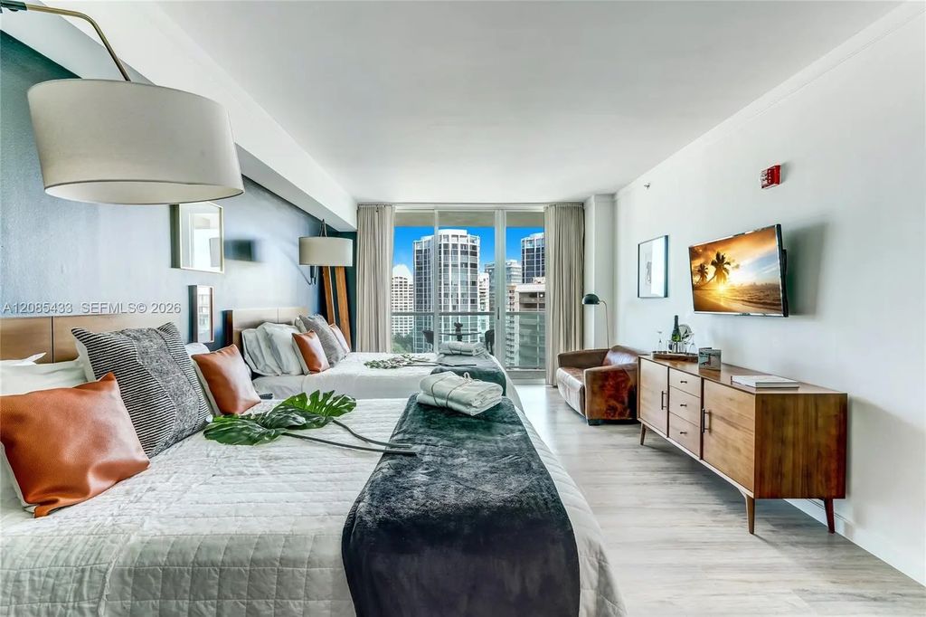 2889 Mcfarlane Road #1607, Miami