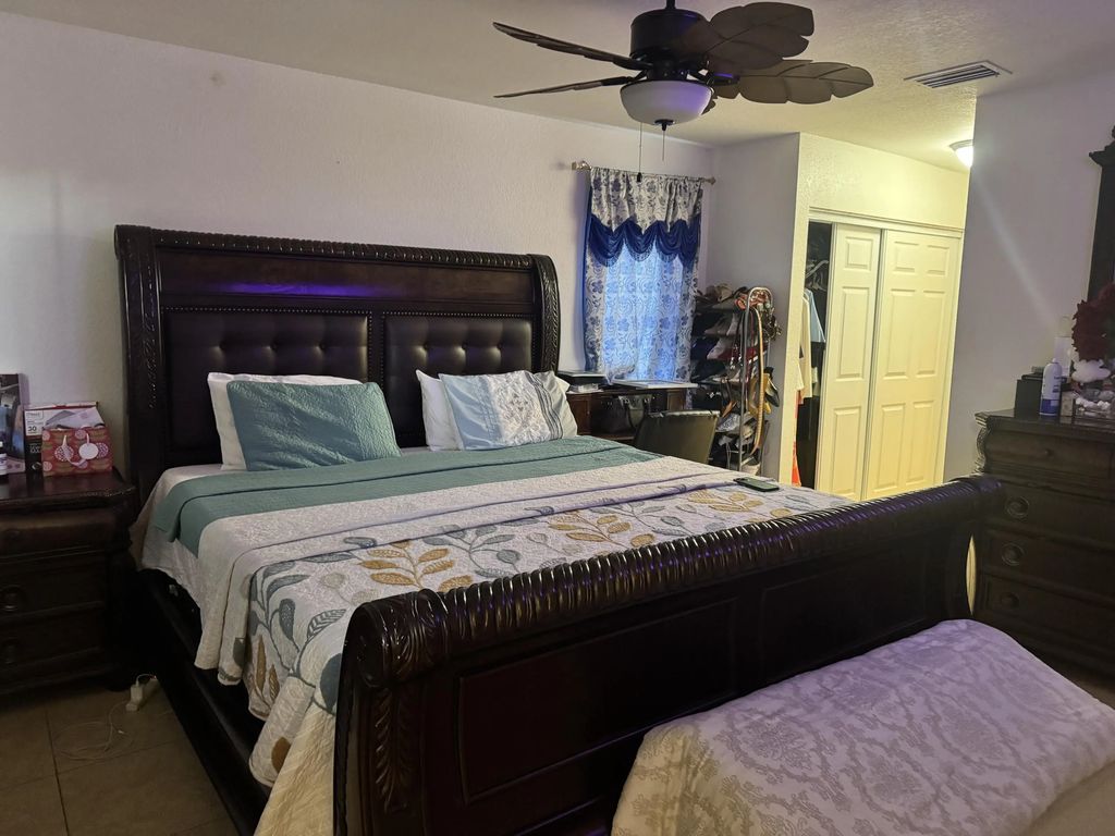 2441 Nw 14th Court, Fort Lauderdale