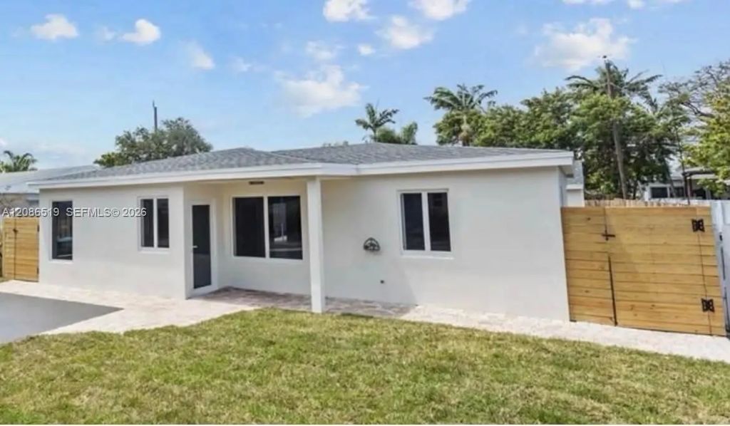 211 Nw 51st Street, Oakland Park