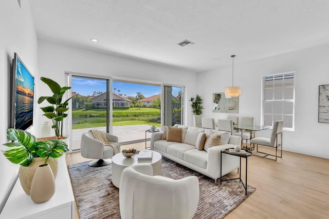 4 of 70 - 629 Masters Way, Palm Beach Gardens, FL