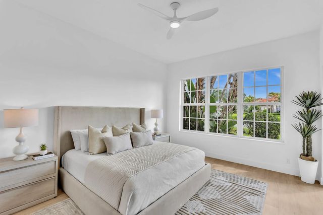 5 of 70 - 629 Masters Way, Palm Beach Gardens, FL