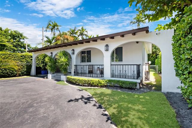 817 Tangier Street, Coral Gables