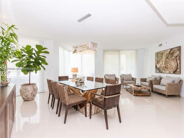 4 of 20 - 3370 Hidden Bay Drive #102, Aventura, FL