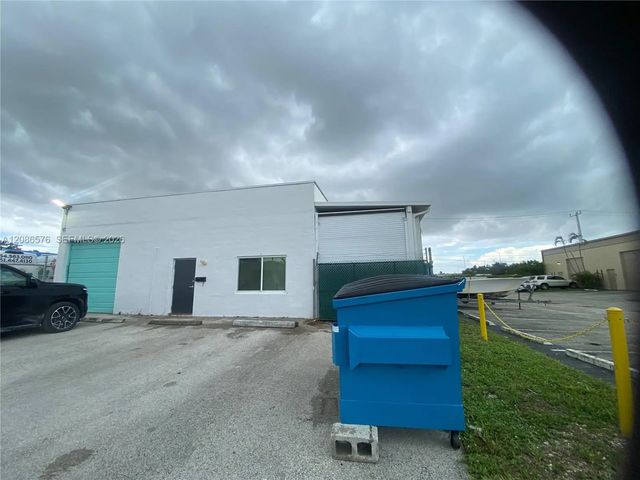 2 of 26 - 340 Sw 21st Terrace, Fort Lauderdale, FL