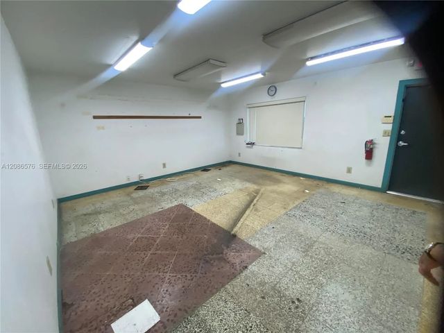 5 of 26 - 340 Sw 21st Terrace, Fort Lauderdale, FL