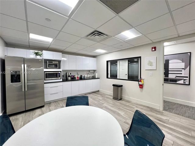 5 of 10 - 2655 S Le Jeune Road, Coral Gables, FL