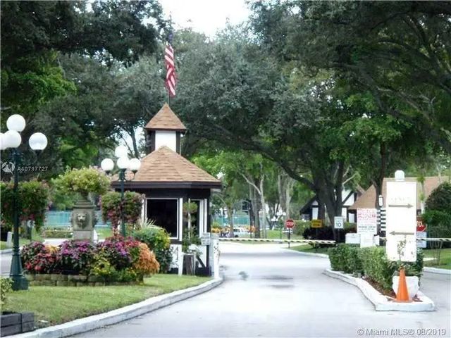 5 of 6 - 3710 Inverrary Drive #2k, Lauderhill, FL