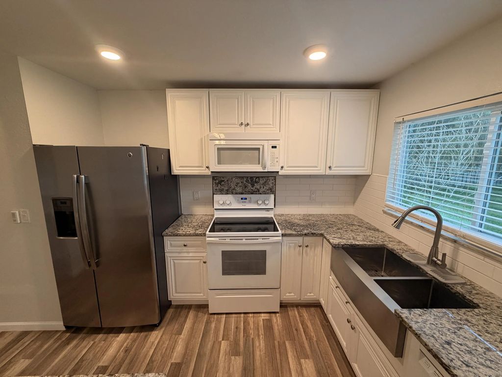 286 Sw Kentwood Road, Port St. Lucie