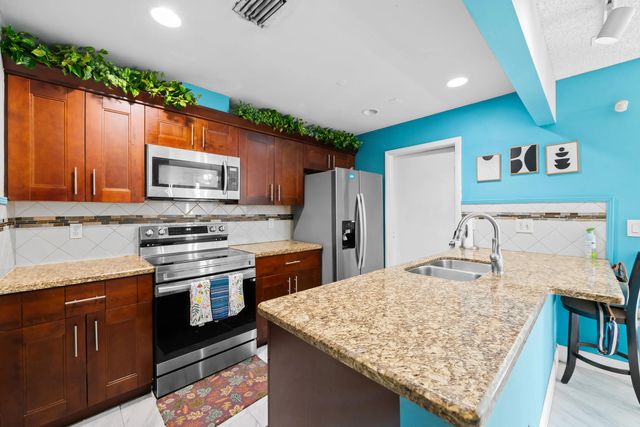7838 Kimberly Boulevard, North Lauderdale