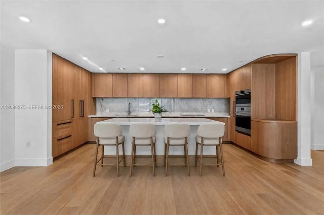 2 of 10 - 1176 97 Street #503, Bay Harbor Islands, FL