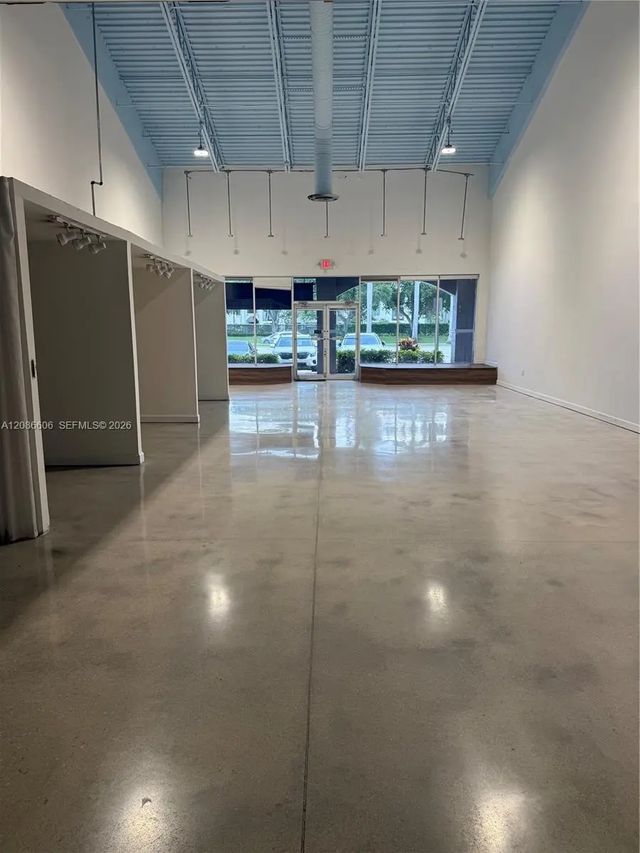 2 of 5 - N/A, Doral, FL