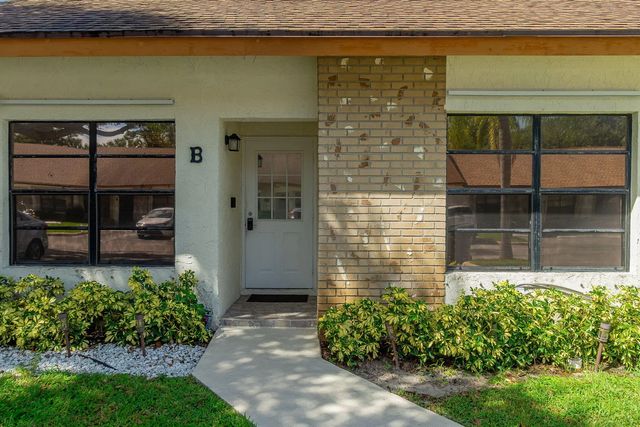 3 of 39 - 1250 Parkside Green Drive #b, Greenacres, FL