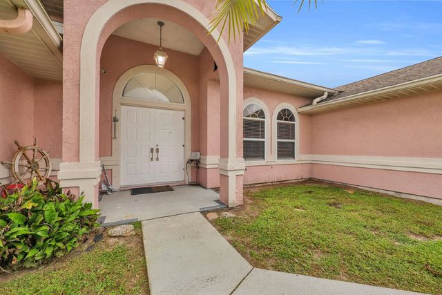 4 of 55 - 202 Se Grove Avenue, Port St. Lucie, FL