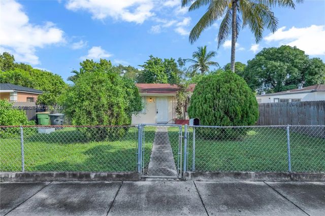 2 of 41 - 855 Nw 130th Street, North Miami, FL