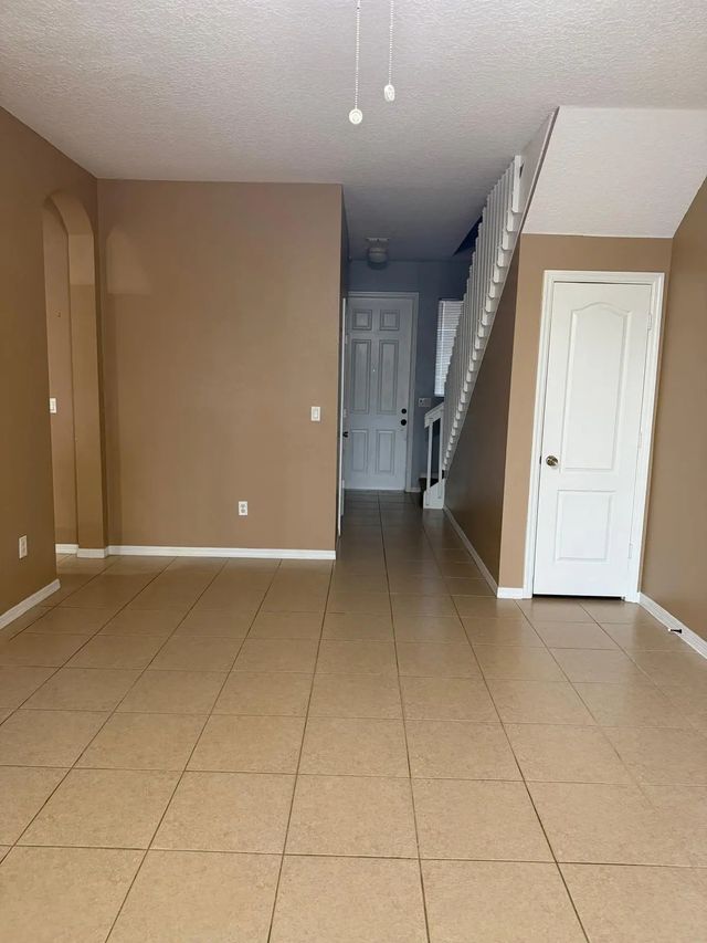 3 of 24 - 1510 Seminole Palms Drive, Greenacres, FL