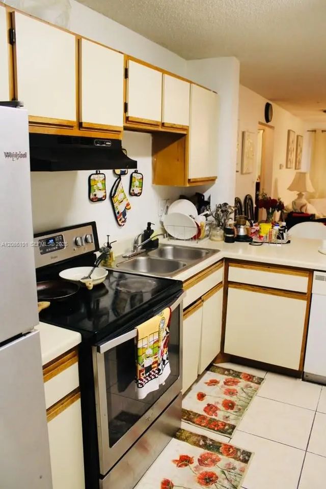 4 of 33 - 2238 80th Terrace #2238, Miramar, FL