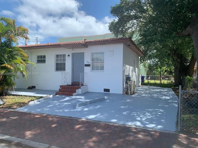 3 of 18 - 600 Sw 16th Avenue, Miami, FL