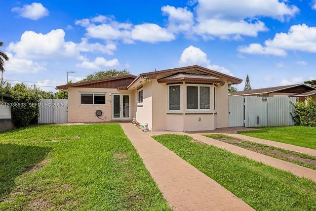 3 of 30 - 17330 Sw 302nd Street, Homestead, FL