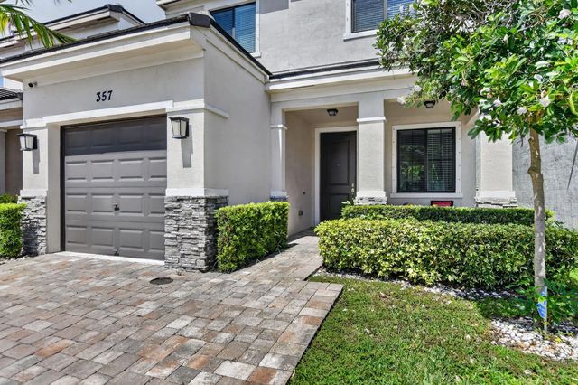 3 of 40 - 357 Nw 36th Avenue, Pompano Beach, FL
