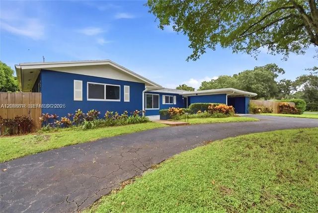 2 of 38 - 341 Sw 54th Avenue, Plantation, FL