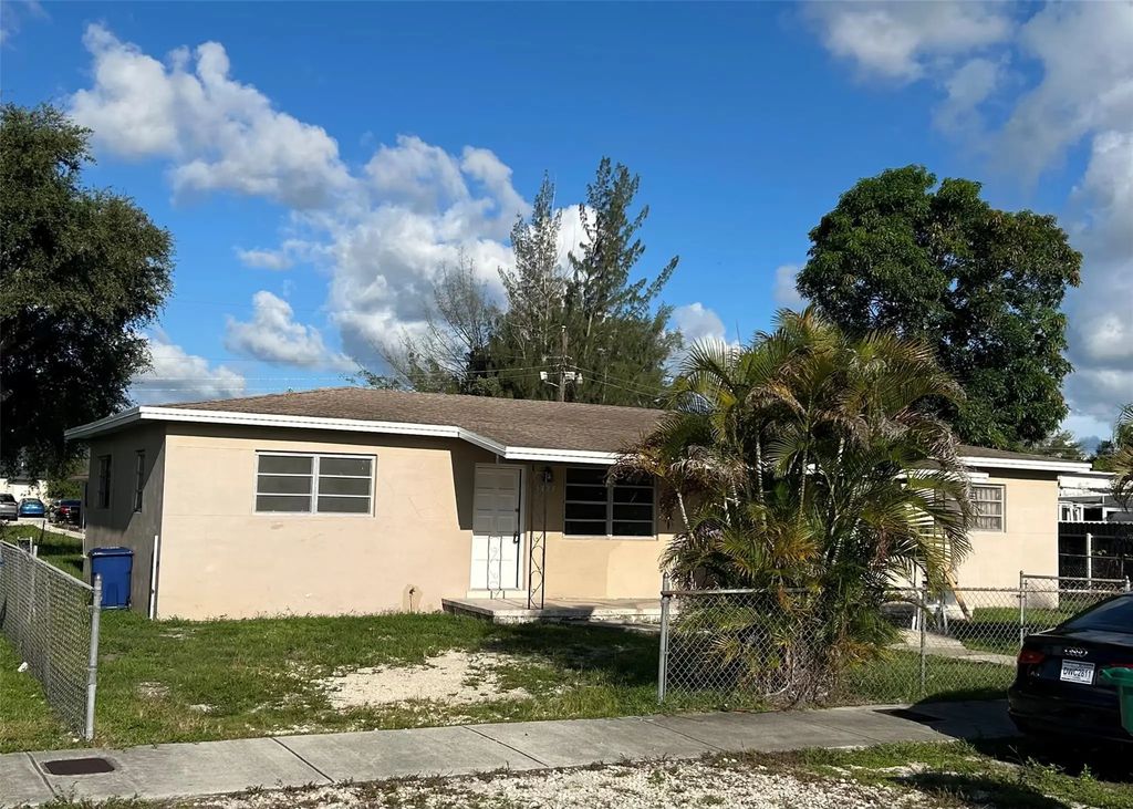 15721 Nw 39th Place, Miami Gardens