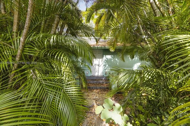 5 of 12 - 2952 Louise Street, Coconut Grove, FL