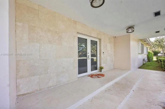 3 of 35 - 18545 Sw 82nd Avenue, Cutler Bay, FL