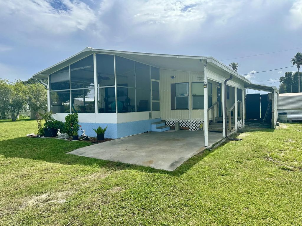 1230 Chobee Street, Okeechobee