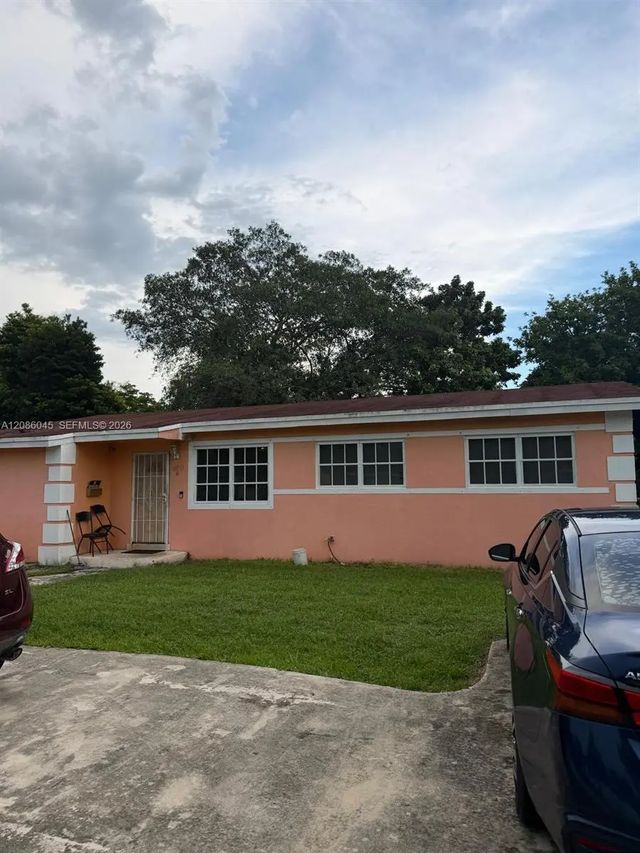 2 of 3 - 14331 Nw 16th Court, Miami, FL